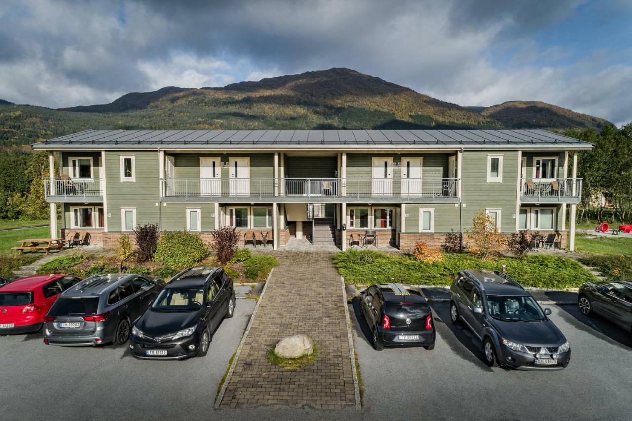 Forde Gjestehus Og Camping Exterior photo